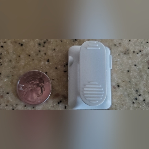 Miniature Fully Functional MP3 player - Picture 10 of 11